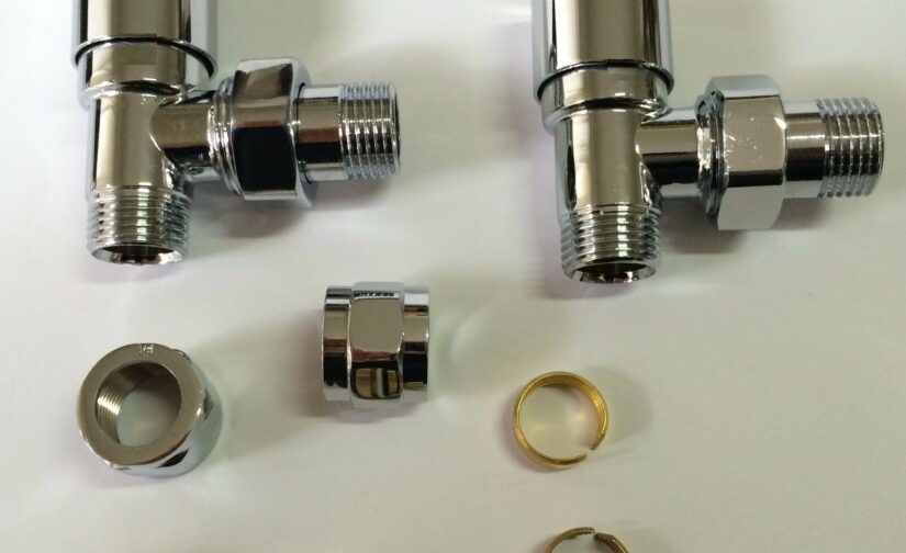 KIT COPPIA VALVOLA + DETENTORE D'ARREDO CROMATO 1/2" COMPLETA DI RACCORDI D.16x2