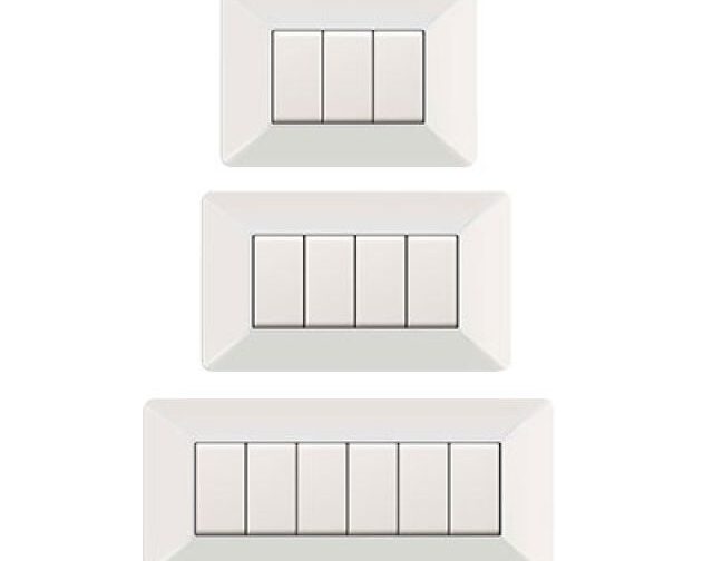 PLACCA COPRINTERRUTTORE BIANCA 'EASY' 6 Posti